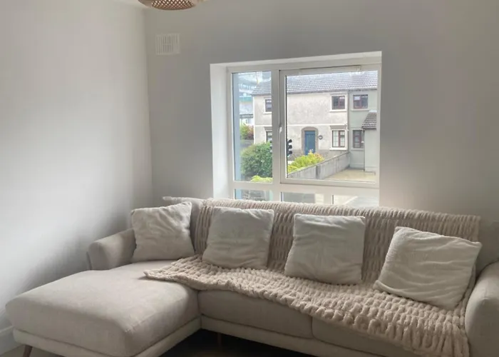 Cosy 2 Bed Near The Center Appartement