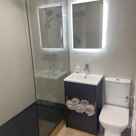 Cosy 2 Bed Near The Center Apartment Galway
